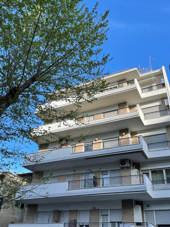 A Due Passi Dal Castello - Appartamento Con Vista Bracciano  Εξωτερικό φωτογραφία