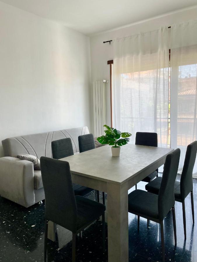 A Due Passi Dal Castello - Appartamento Con Vista Bracciano  Εξωτερικό φωτογραφία